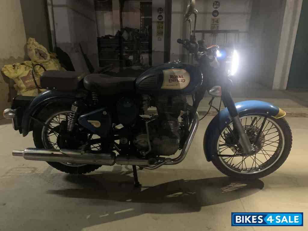 Lagoon Blue Royal Enfield Classic 350