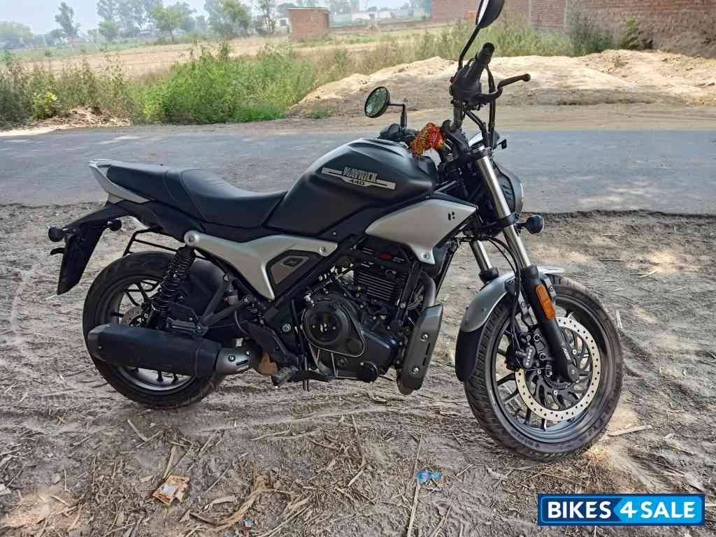 Matt Black Hero Mavrick 440