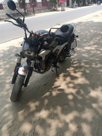 Matt Black Hero Mavrick 440