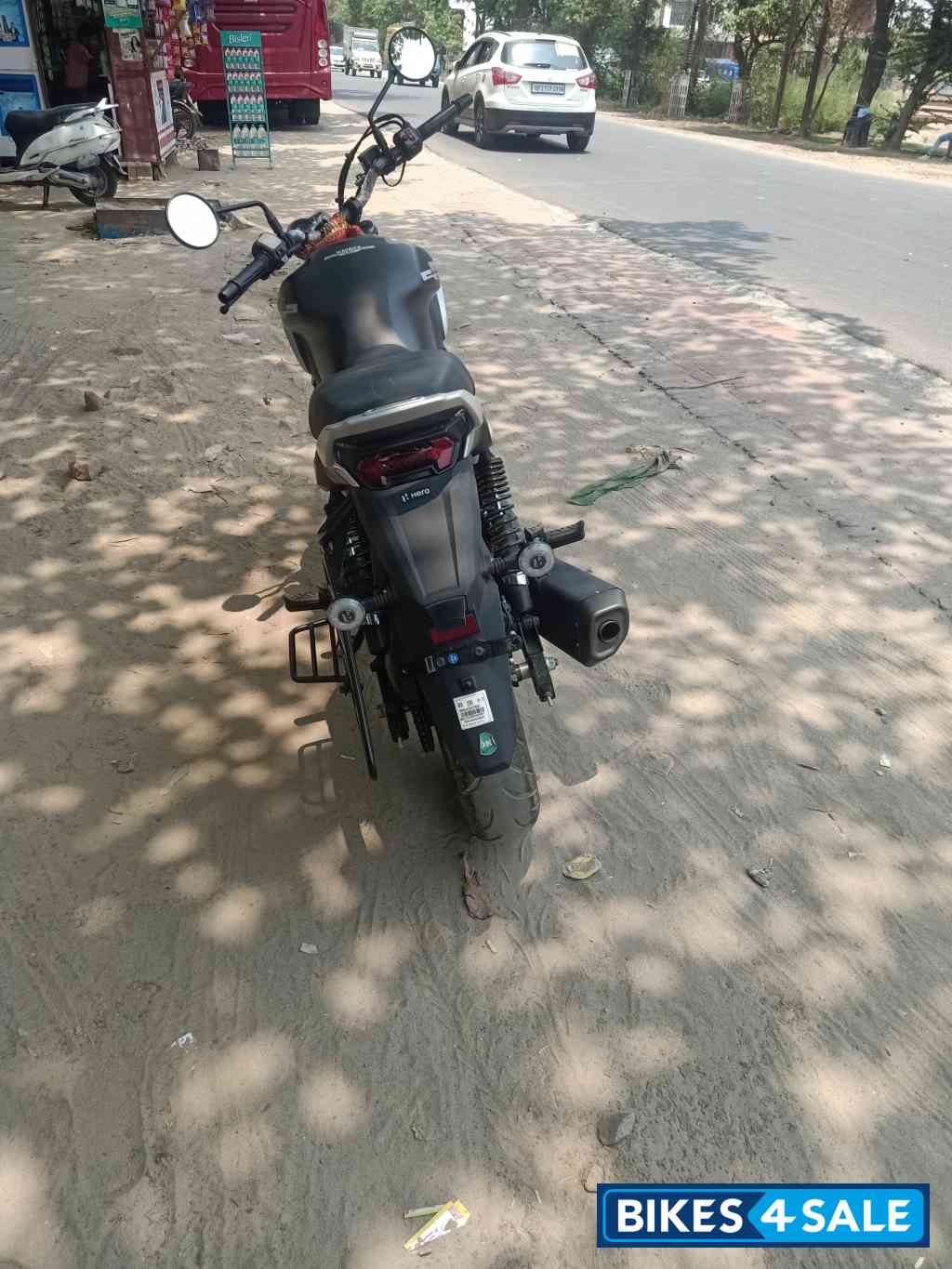 Matt Black Hero Mavrick 440