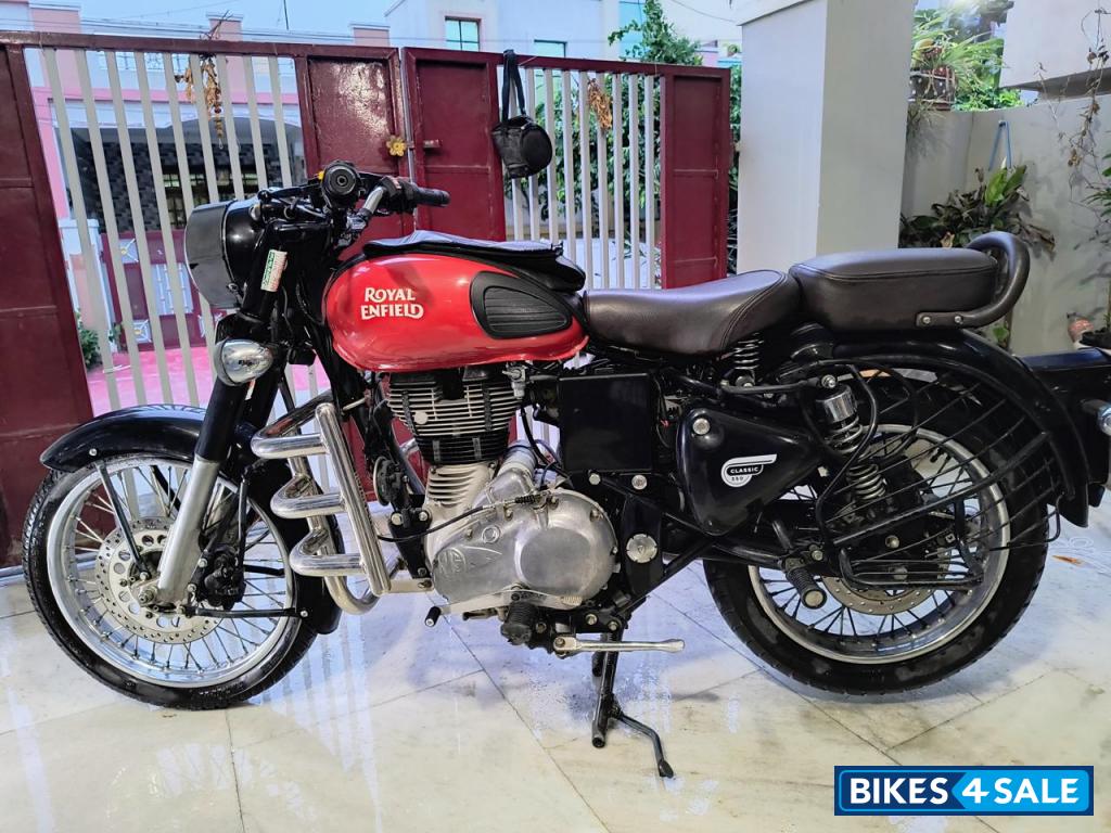 Royal Enfield Classic 350 Redditch Red