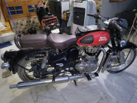 Royal Enfield Classic 350 Redditch Red