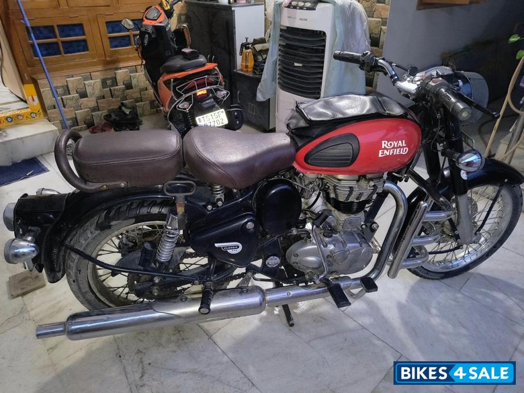 Royal Enfield Classic 350 Redditch Red