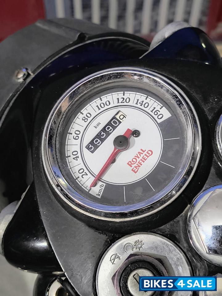 Royal Enfield Classic 350 Redditch Red