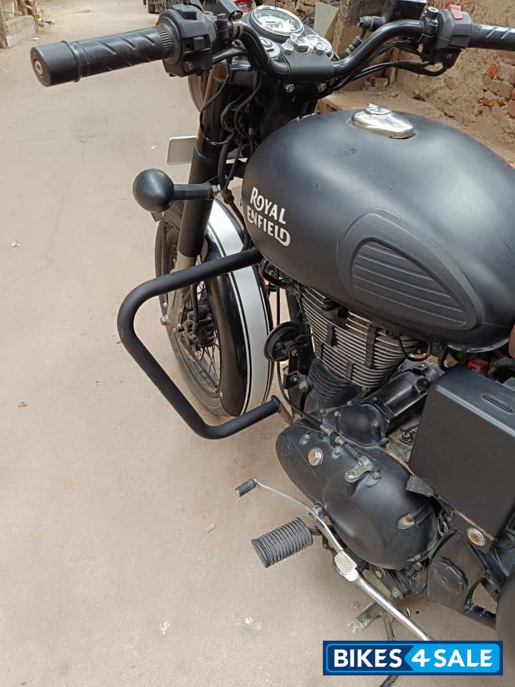 Royal Enfield Classic 500
