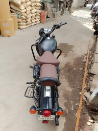 Royal Enfield Classic 500