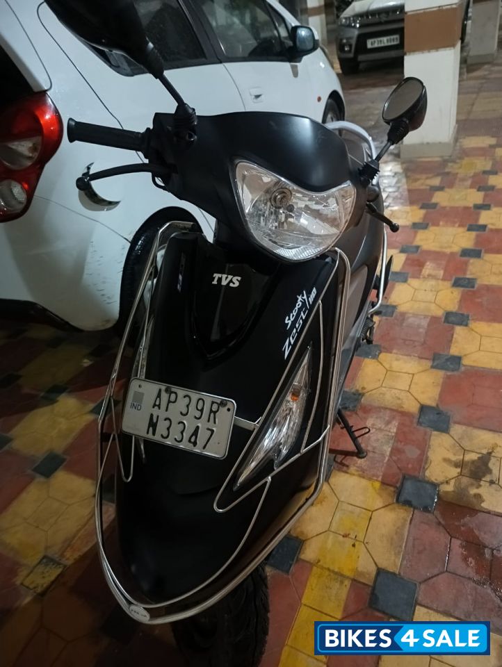 TVS Scooty Zest