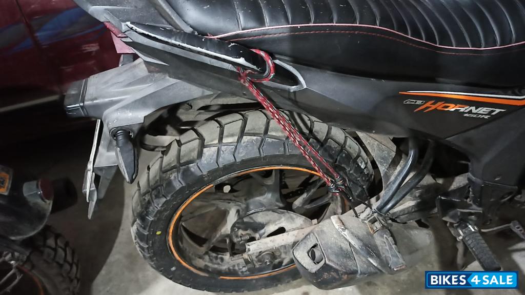 Orange-gray Honda CB Hornet 160R