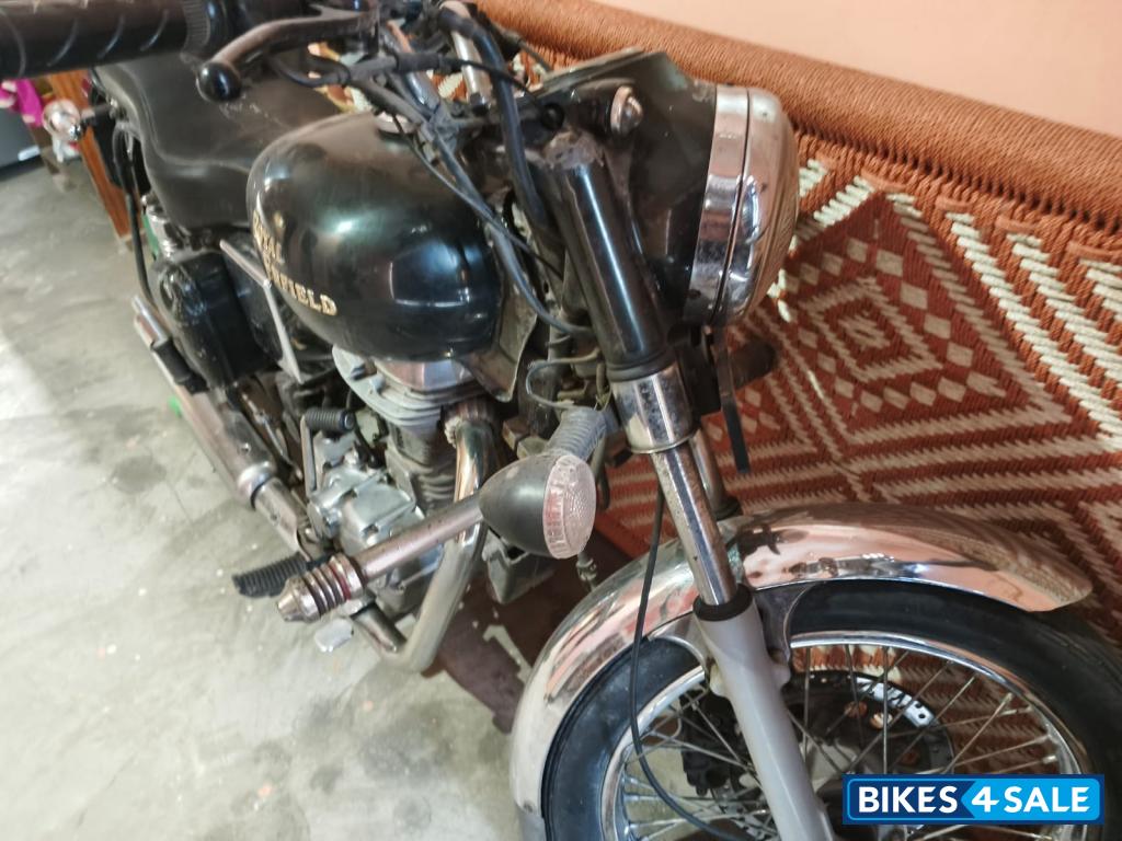 Black Royal Enfield Bullet Electra