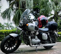 Yezdi Roadster Chrome 2022 Model