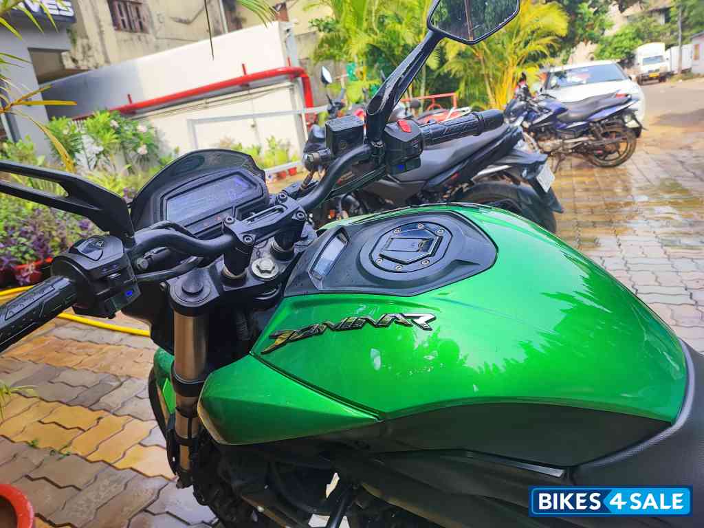 Bajaj Dominar 400 ABS BS6