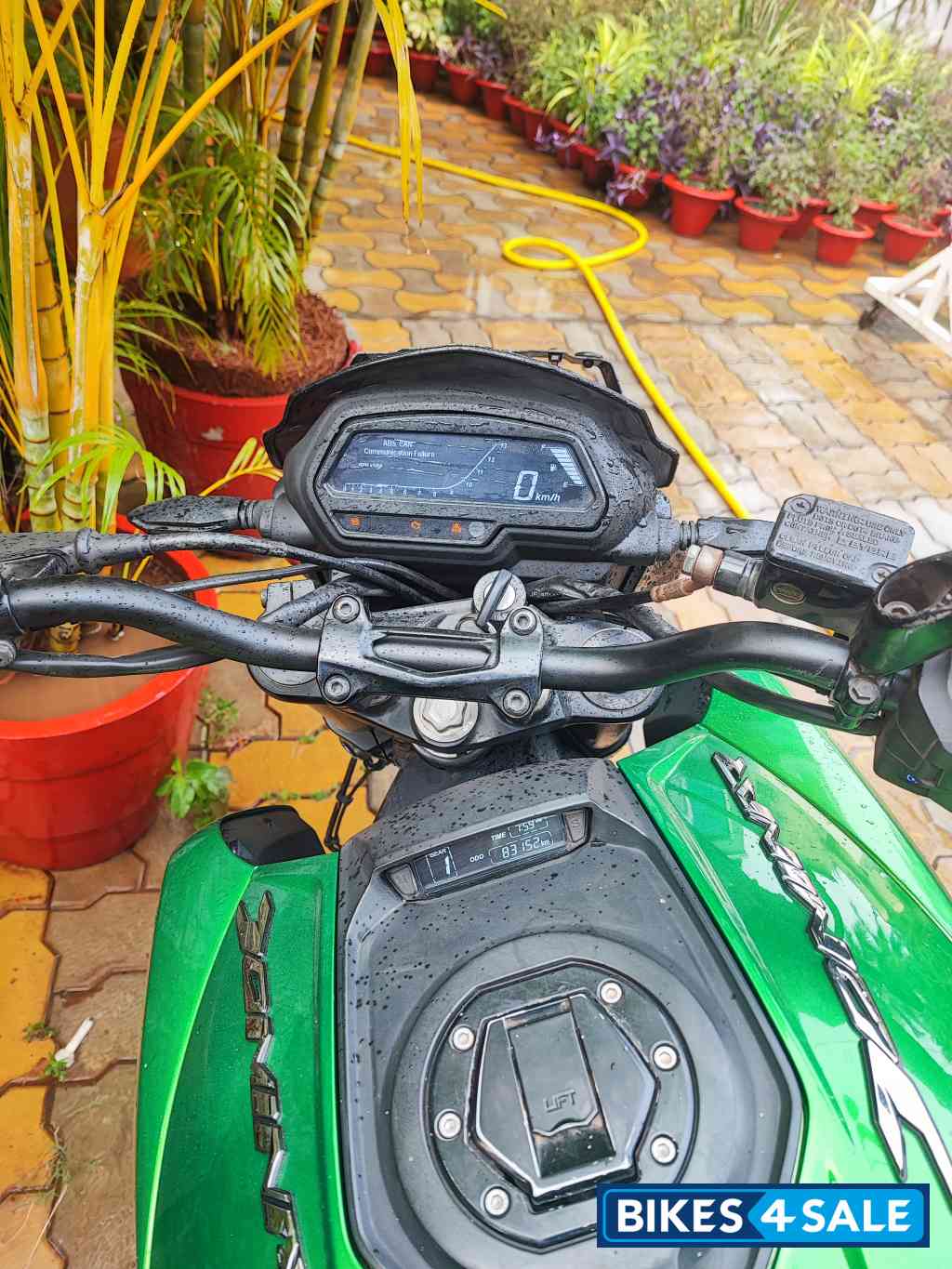 Bajaj Dominar 400 ABS BS6
