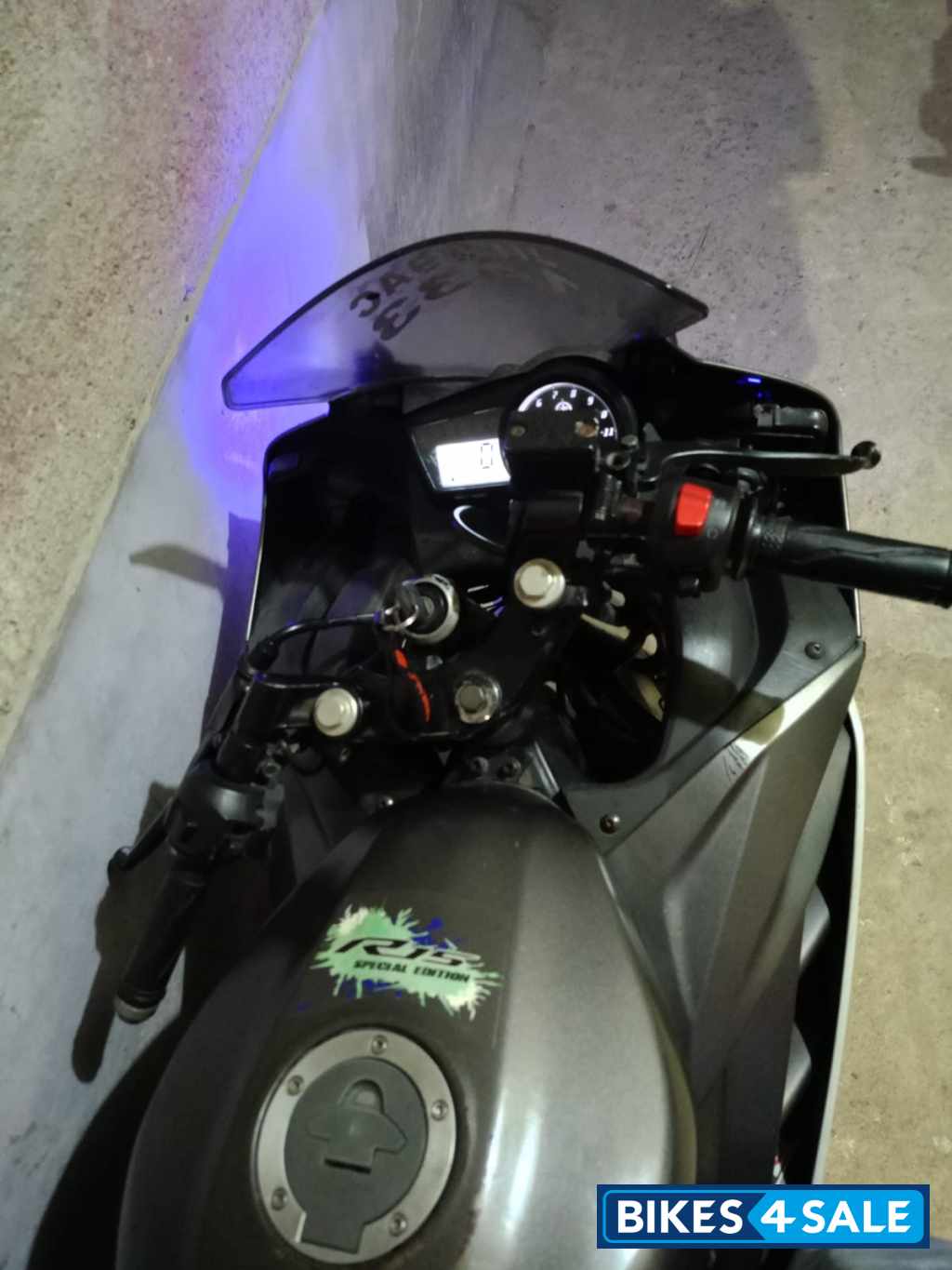 Yamaha YZF R15 V2