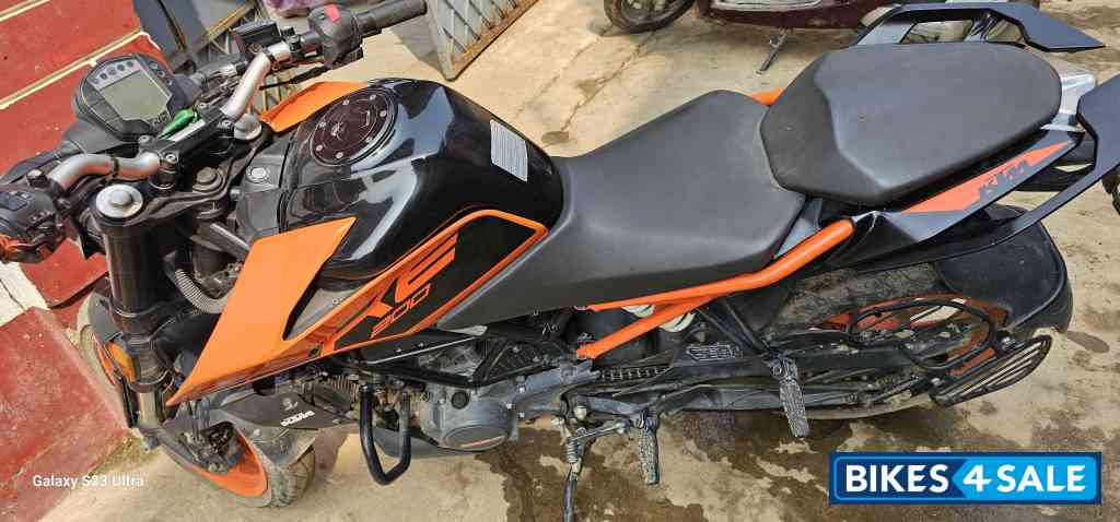 KTM Duke 200 ABS