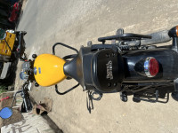 Yellow Royal Enfield Meteor 350 Fireball