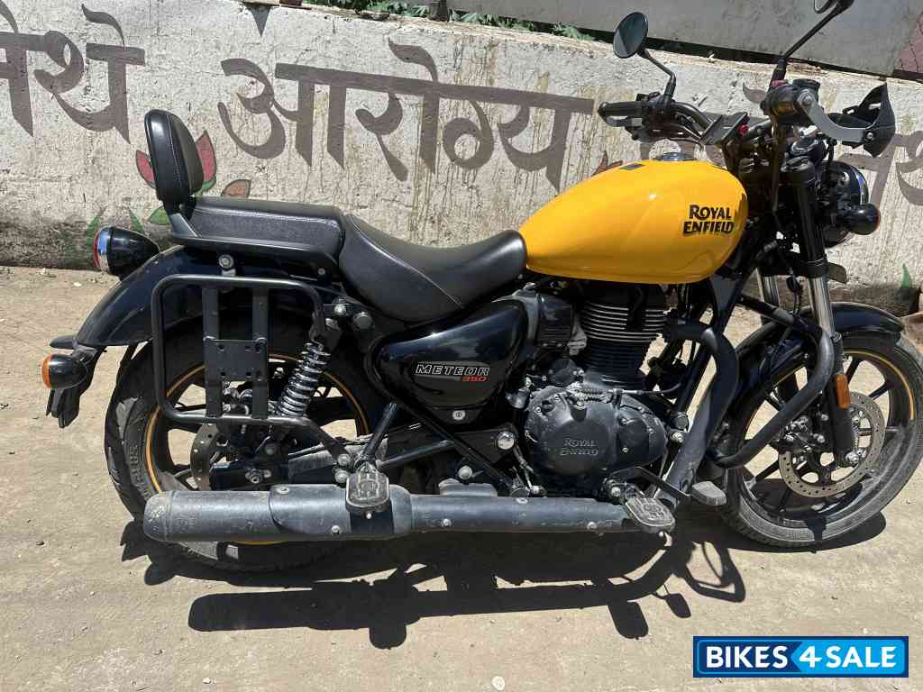 Yellow Royal Enfield Meteor 350 Fireball