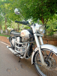 Royal Enfield Classic 350