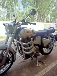 Royal Enfield Classic 350