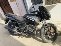 Bajaj Pulsar 125 Carbon Fibre Disc Split Seat 2021 Model