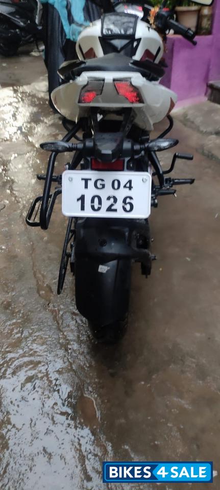 White Bajaj Pulsar NS 160 BS6 White Bajaj Pulsar NS 160 BS6