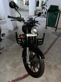 Royal Enfield Classic Stealth Black