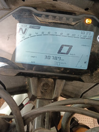 White Metallic C Yamaha YZF R1M