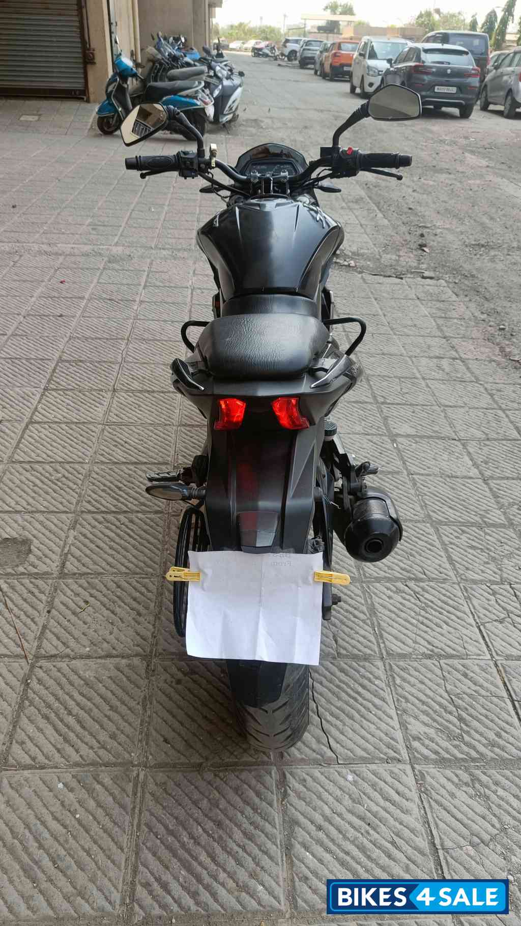 Bajaj Dominar 400 ABS BS6