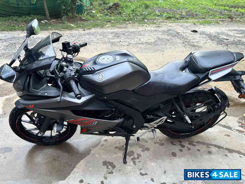 Yamaha YZF R15 V3
