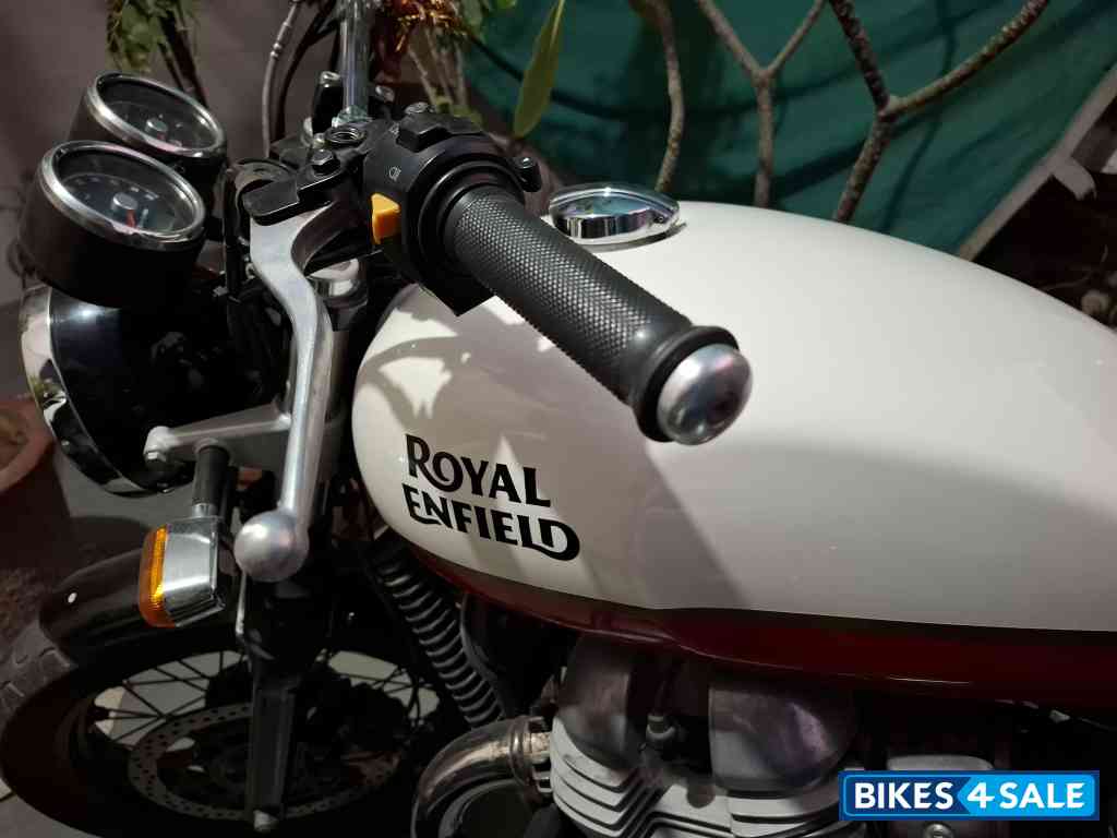 Baker White Royal Enfield Interceptor 650 Twin