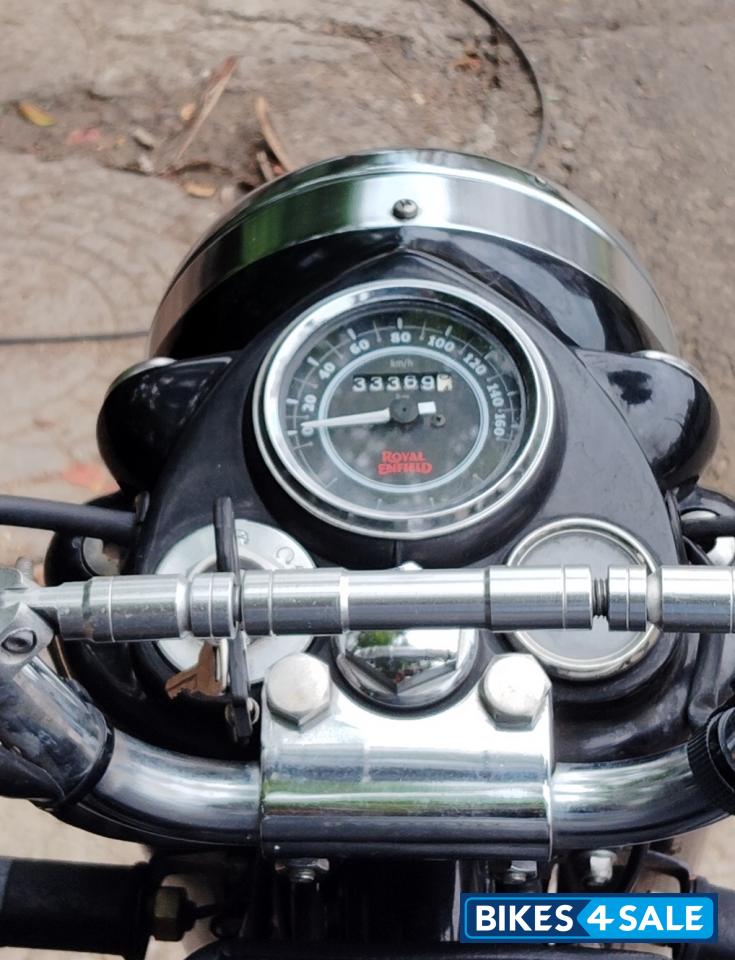 Black Royal Enfield Bullet 350 KS BS6
