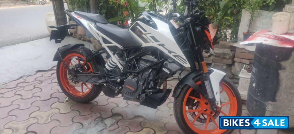 KTM Duke 200 ABS