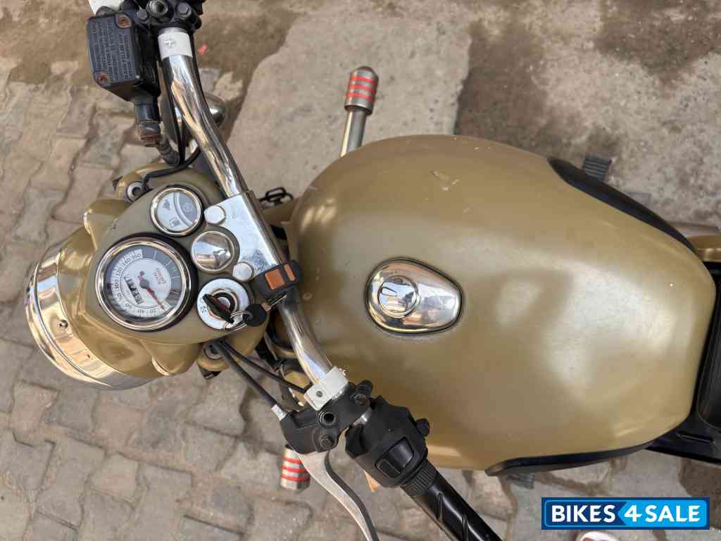 Royal Enfield Classic Desert Storm
