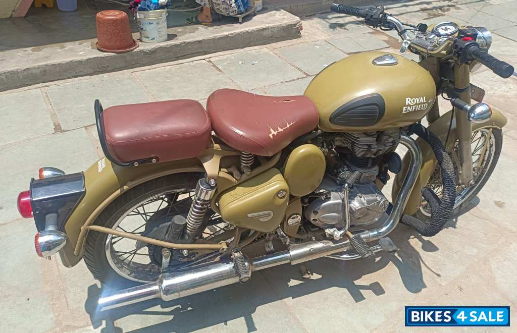 Royal Enfield Classic Desert Storm