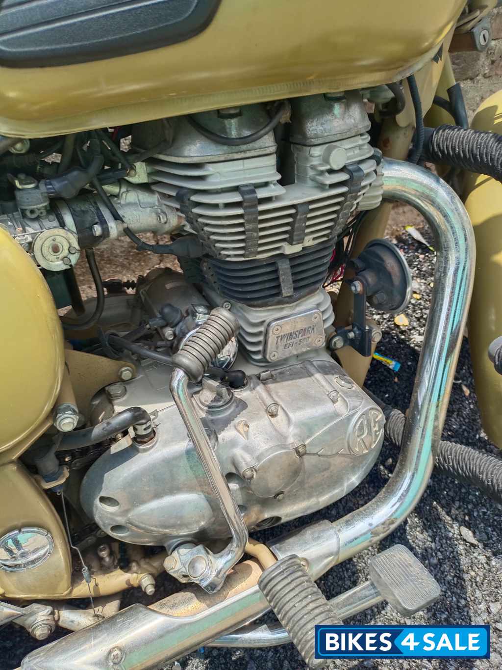 Royal Enfield Classic Desert Storm