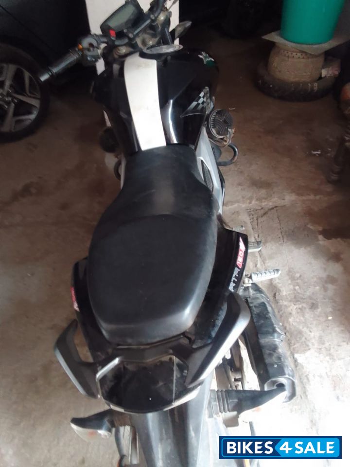 Black TVS Apache RTR 160 4V