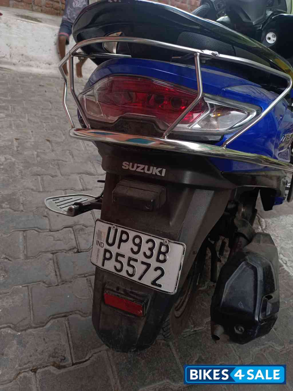 Blue Suzuki Burgman Street BS6 Blue Suzuki Burgman Street BS6