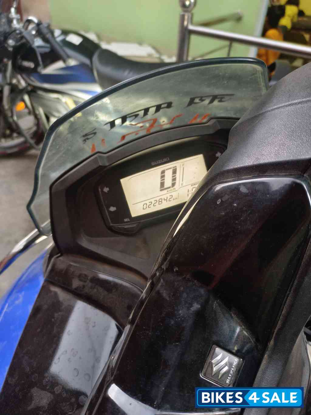 Blue Suzuki Burgman Street BS6 Blue Suzuki Burgman Street BS6