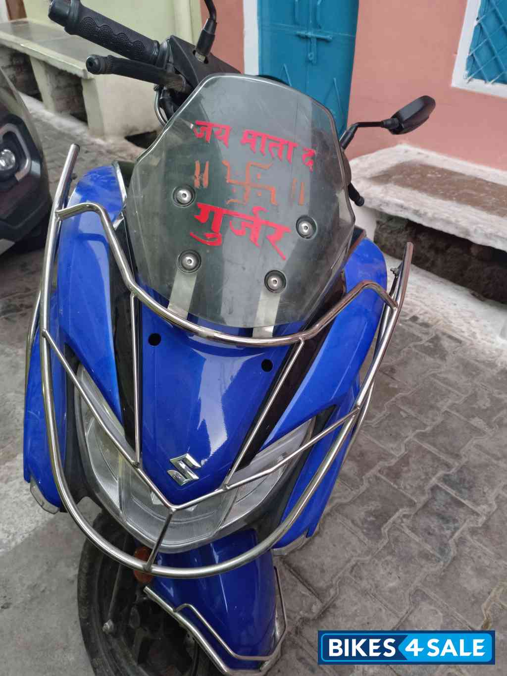 Blue Suzuki Burgman Street BS6