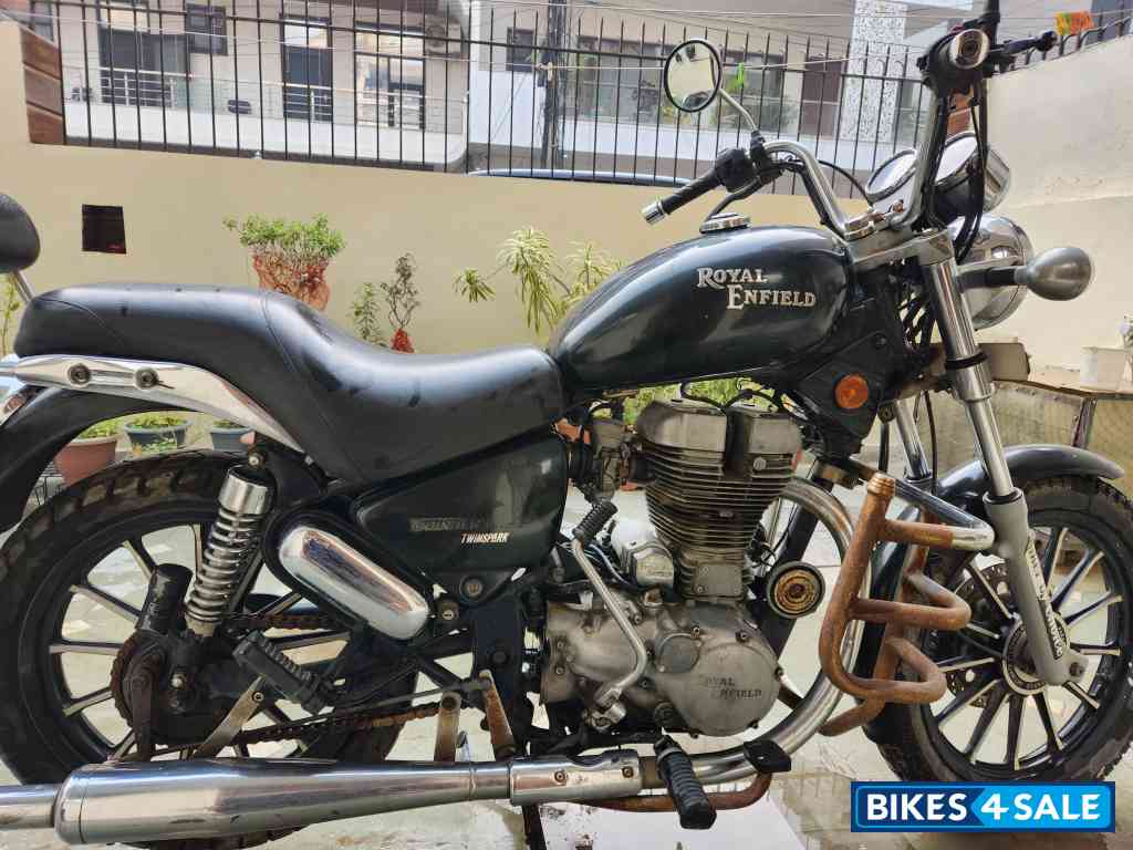 Royal Enfield Thunderbird TwinSpark 350 Royal Enfield Thunderbird TwinSpark 350
