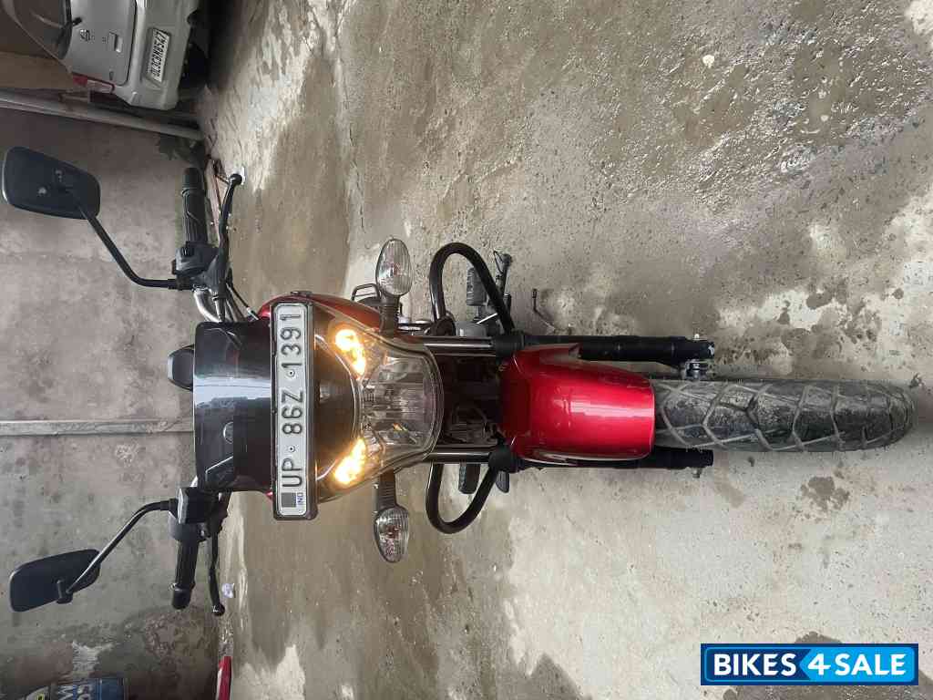 Red Black Bajaj V15