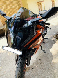 Black Orange KTM RC 200 2022