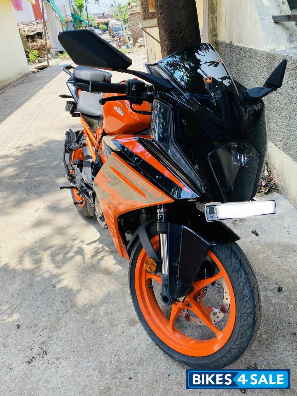 Black Orange KTM RC 200 2022