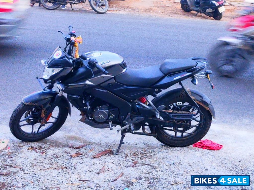 Bajaj Pulsar NS 160