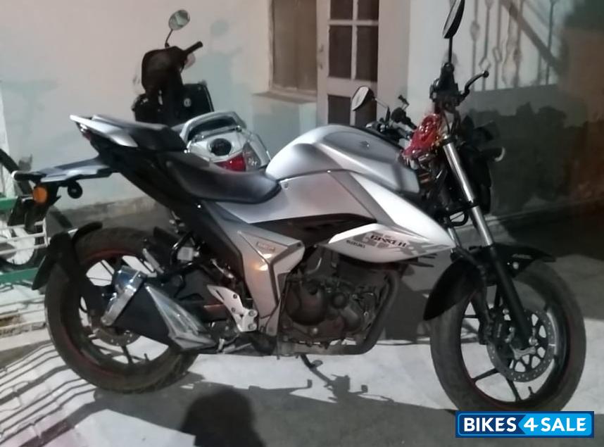 Suzuki Gixxer 150