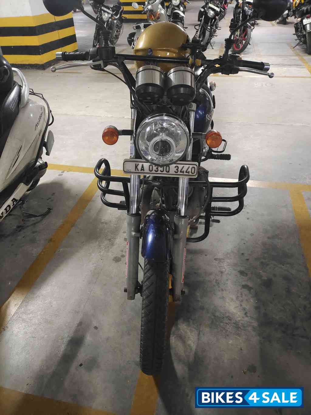 Marine Blue Royal Enfield Thunderbird 350