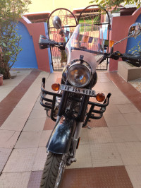 Pure Black Royal Enfield Classic 350 Single Channel BS6