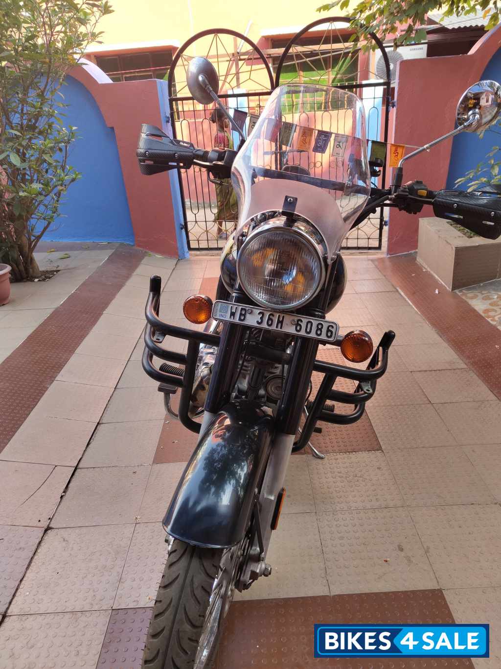 Pure Black Royal Enfield Classic 350 Single Channel BS6