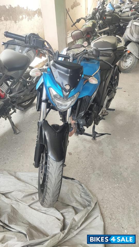 Yamaha FZS 25