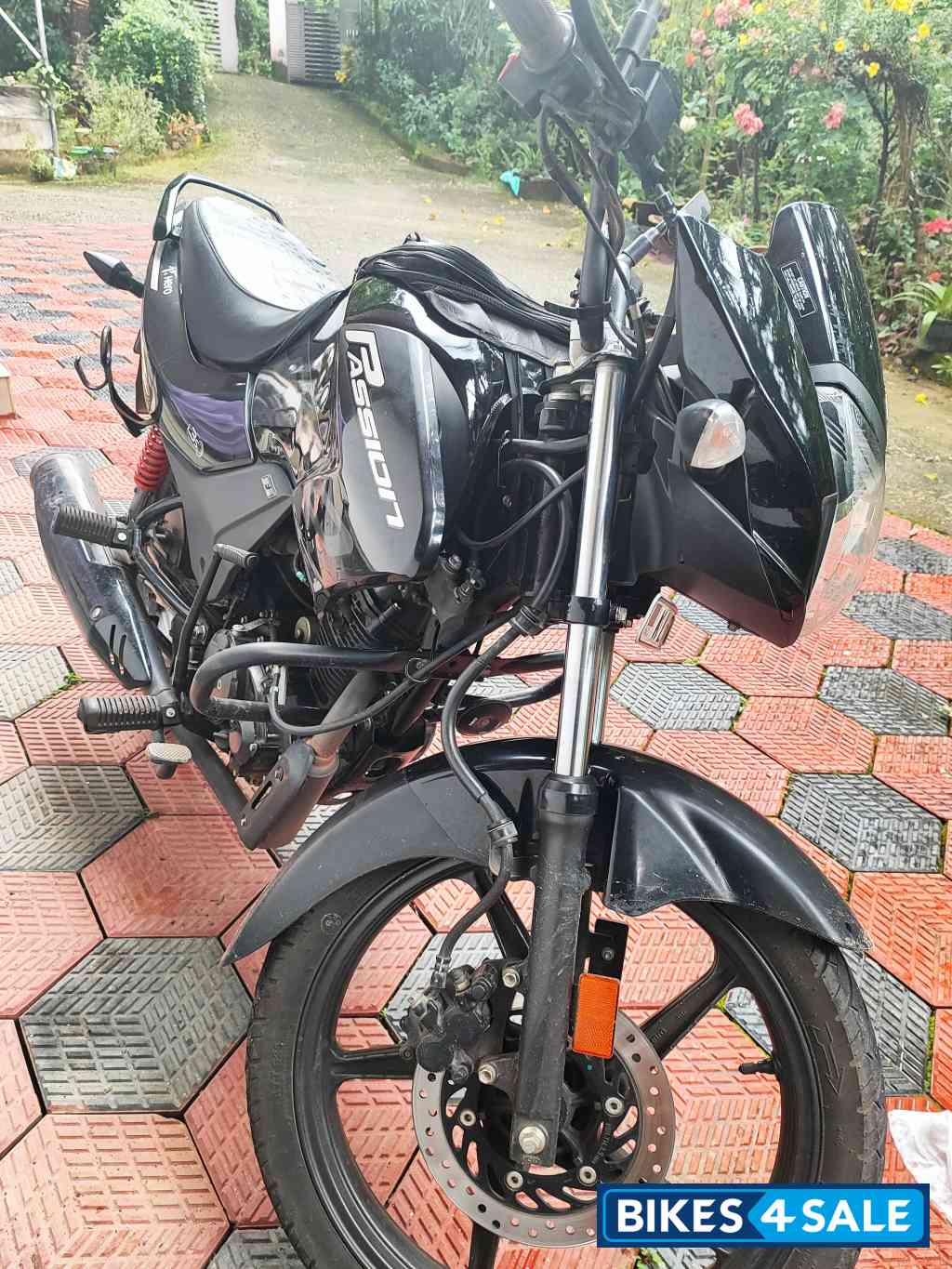 Black Hero Passion Pro BS6