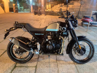 Royal Enfield Scram 411